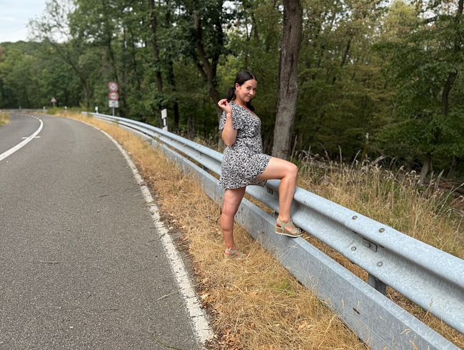 EmmaSecret Porno Video: Bundesstraße-fi** – meine Pu**y läuft über vor sper*a!